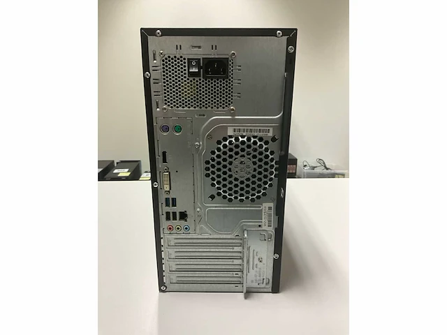 Fujitsu esprimo p556/e85+ m14w desktop - afbeelding 3 van  4
