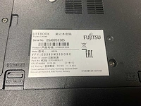 Fujitsu livebook e558 me15a laptop - afbeelding 3 van  3