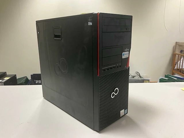 Fujitsu m15w esprimo p 756/e85+ desktop - afbeelding 1 van  4