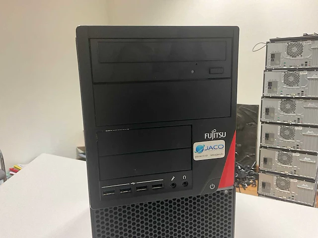 Fujitsu m15w esprimo p 756/e85+ desktop - afbeelding 2 van  4