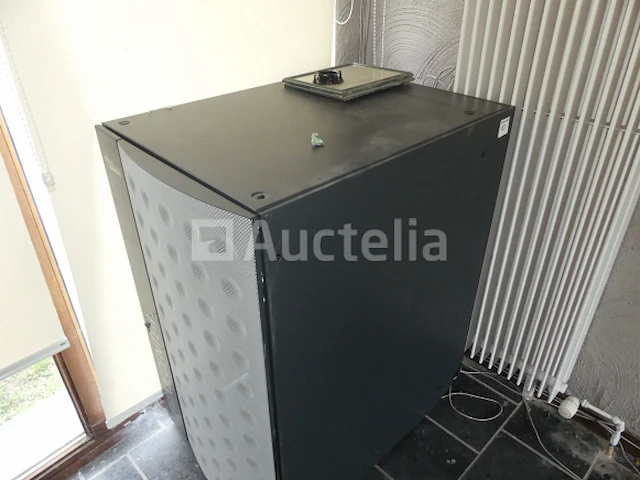 Fujitsu primeserver it server kast - afbeelding 16 van  22