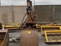 Fundering grijper met rotor voor graafkraan