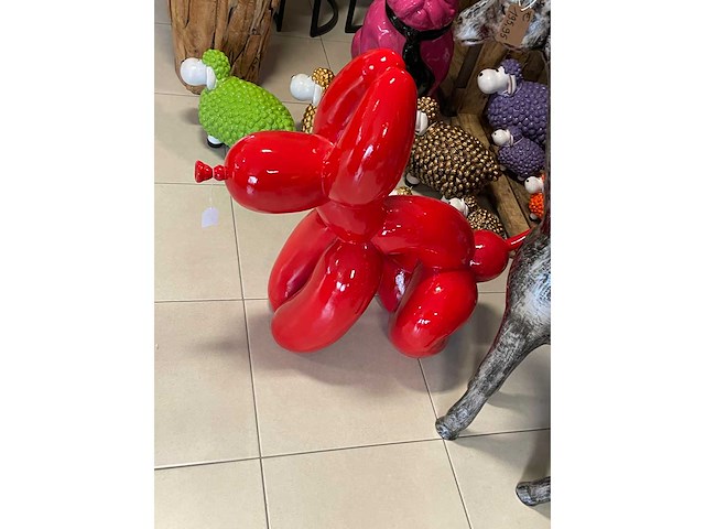 Funny balloondog rood h80cm x l90cm - afbeelding 2 van  2