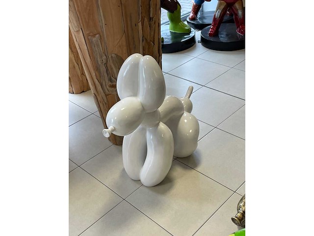 Funny balloondog wit h80cm x l90cm - afbeelding 1 van  1
