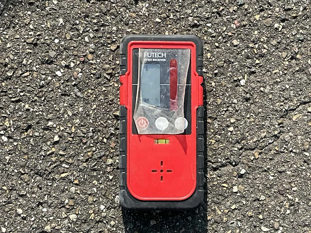 Futech red runner roterende bouwlaser met ontvanger - afbeelding 5 van  7