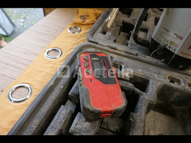 Futech tornado 2000 roterende laser - afbeelding 4 van  12