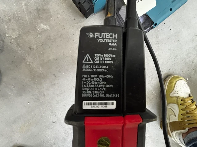 Futech volttester - afbeelding 2 van  2
