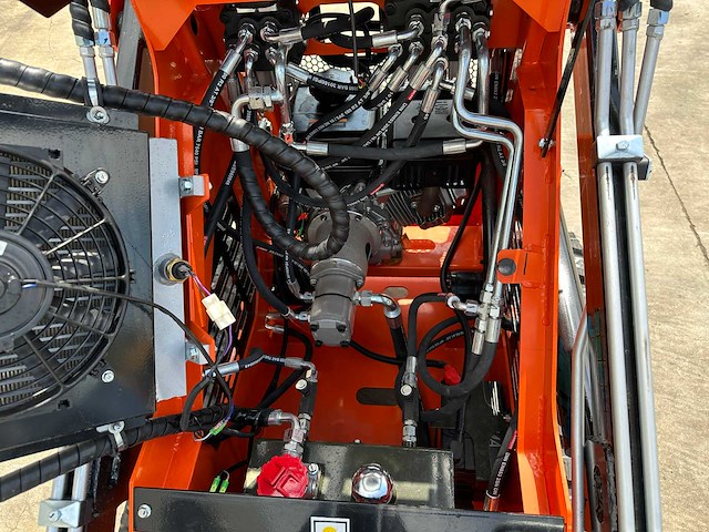 Future - 2025 - ft36c - compacte rupsschranklader - afbeelding 14 van  32