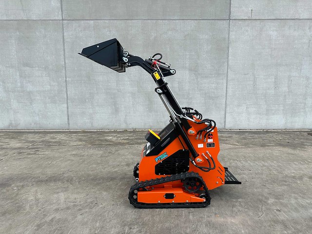 Future - 2025 - ft36c - compacte rupsschranklader - afbeelding 25 van  32