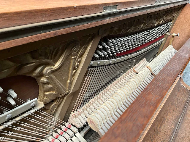 G. geniets antieke piano - afbeelding 7 van  7