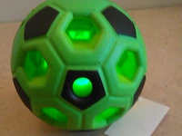 Galaxy stuiter (voet)bal met licht geel/groen - afbeelding 3 van  5