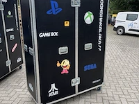 Gaming-flightcase met ps4 - afbeelding 12 van  13
