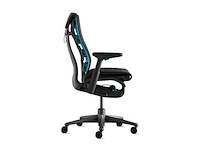 Gaming lamp - belichamen - logitech g x herman miller - afbeelding 14 van  17