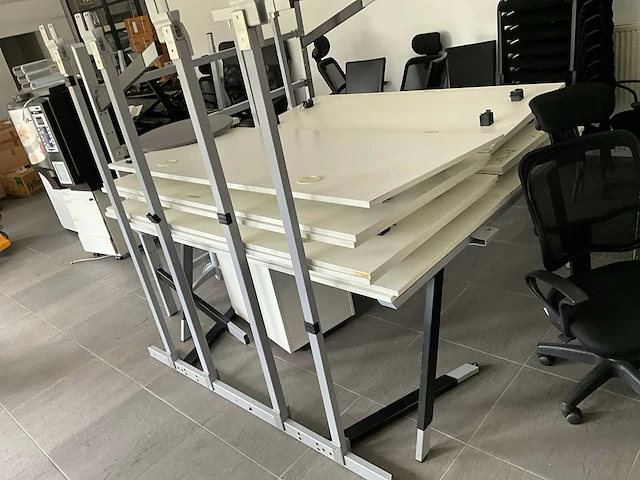 Gaming tafel - afbeelding 3 van  7