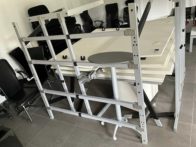 Gaming tafel - afbeelding 7 van  7