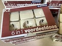 Gamma wandcontactdoos met randaarde en wisselschakelaar (90x) - afbeelding 2 van  4