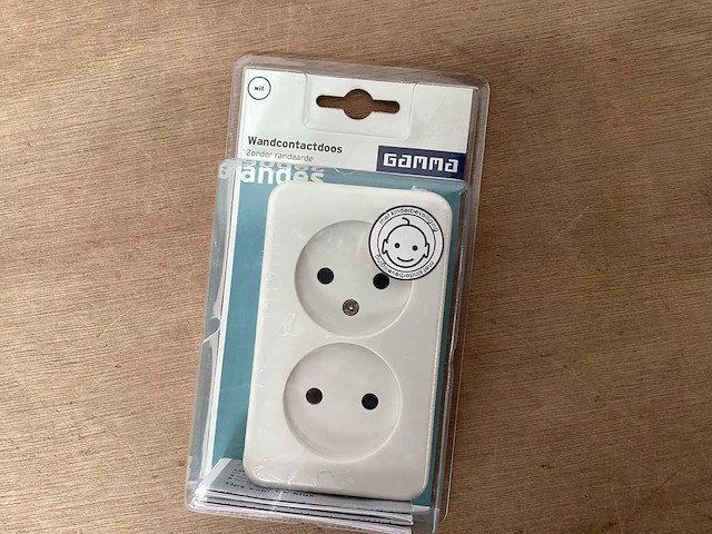 Gamma wandcontactdoos opbouw, wit (96x) - afbeelding 2 van  4
