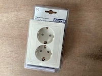 Gamma wandcontactdoos randaarde dubbel, inbouw (81x) - afbeelding 1 van  4