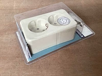 Gamma wandcontactdoos randaarde dubbel, opbouw (65x) - afbeelding 2 van  3