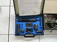 Garage inventaris, kriek, schuurmachine,ruitsnijmachine, controleapparaat voor airbag, controleapparaat voor automatische versnellingsbak, collectie klemgereedschappen - afbeelding 5 van  14