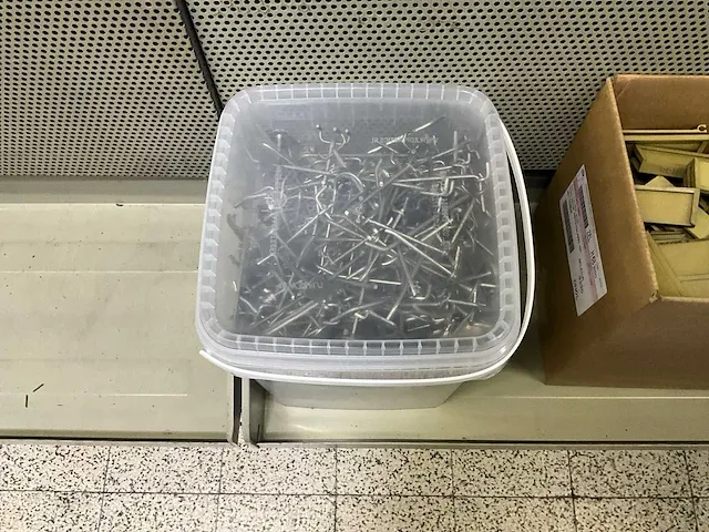 Garage inventaris, stapelmagazijn armes - afbeelding 6 van  15