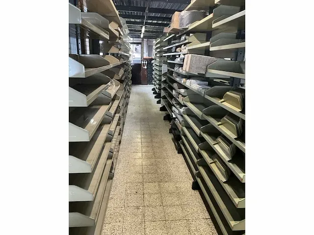 Garage inventaris, stapelmagazijn armes - afbeelding 8 van  15