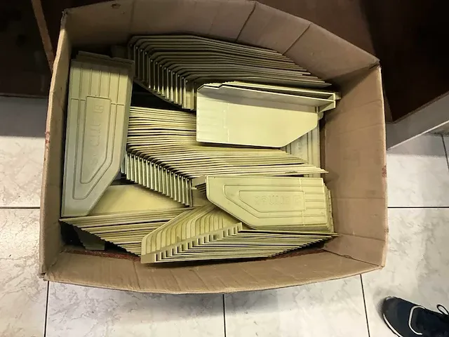 Garage inventaris, stapelmagazijn armes - afbeelding 13 van  15