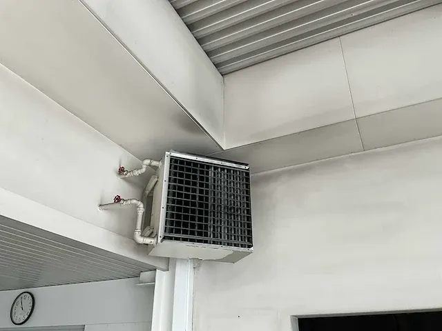 Garage inventaris, thermoblok voor verwarming wanson. - afbeelding 1 van  3