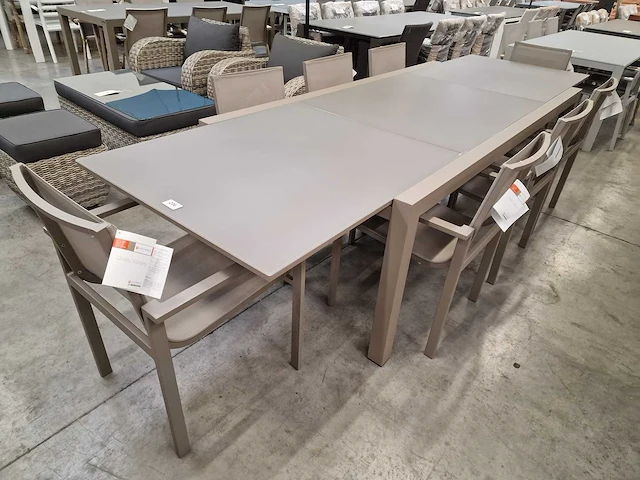 Garden prestige alu tafel lissabon xl champagne 220-320cm - afbeelding 1 van  9