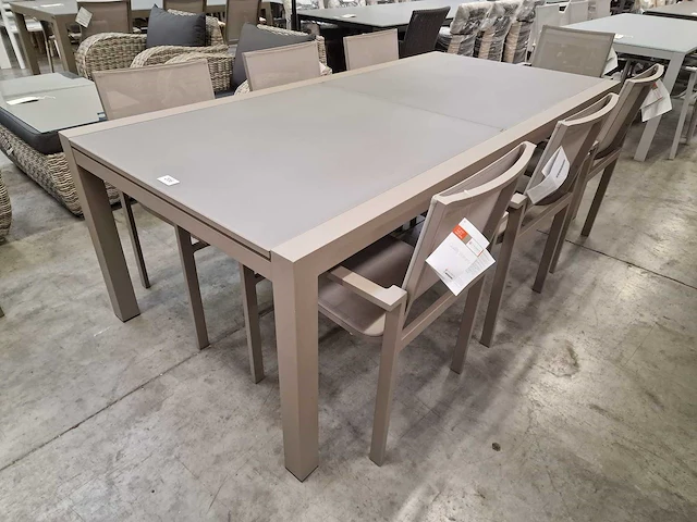 Garden prestige alu tafel lissabon xl champagne 220-320cm - afbeelding 8 van  9