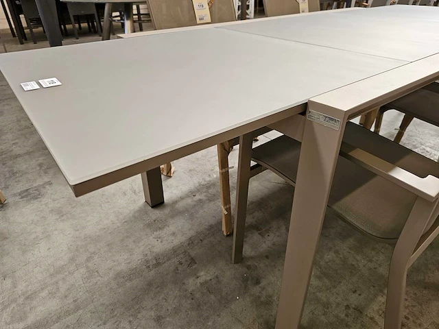 Garden prestige alu tafel zurich champagne 152-228cm - afbeelding 2 van  3