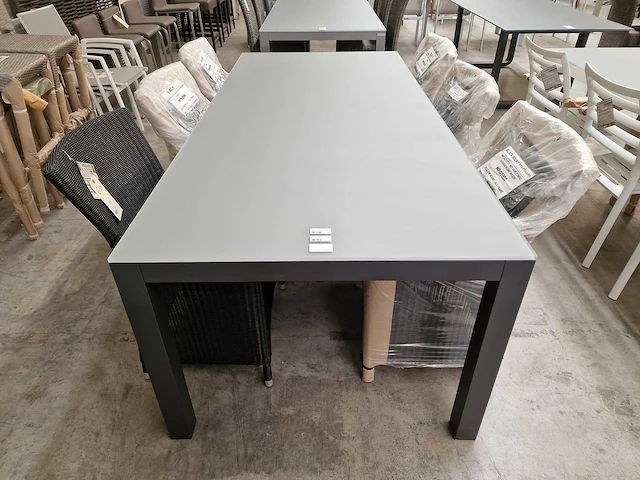 Garden prestige alu tuintafel cleopatra antraciet mat 220 x 100cm - afbeelding 2 van  4