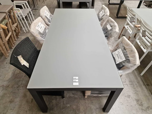 Garden prestige alu tuintafel cleopatra antraciet mat 220 x 100cm - afbeelding 4 van  4