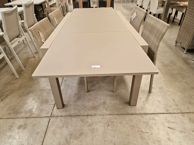 Garden prestige alu uitschuiftafel lissabon champagne 152-228x90cm - afbeelding 2 van  9