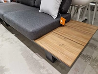 Garden prestige lota alu lounge hoekset charcoal met acacia zijtafels - afbeelding 5 van  10