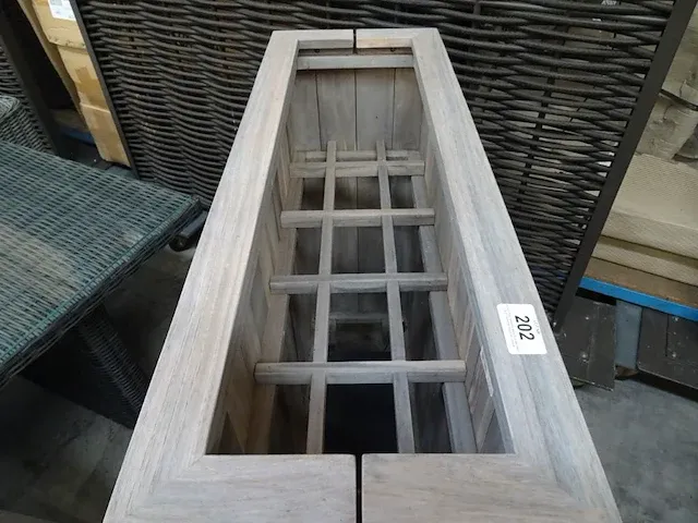 Garden prestige teak planter brighton 100cm - afbeelding 4 van  4