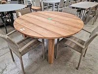 Garden prestige teak tuintafel dia 150cm natural teak - brede latten - afbeelding 1 van  4