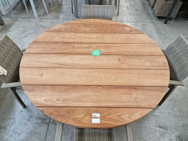 Garden prestige teak tuintafel dia 150cm natural teak - brede latten - afbeelding 4 van  4