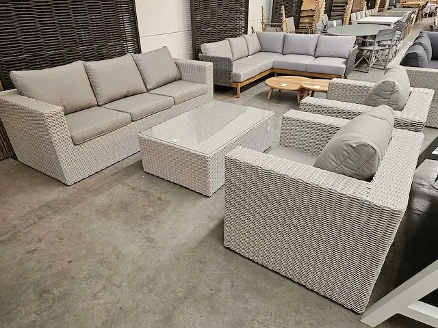 Garden prestige wicker lounge veneto ivory + kussens grijs - afbeelding 1 van  5