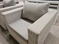 Garden prestige wicker lounge veneto ivory + kussens grijs - afbeelding 4 van  5