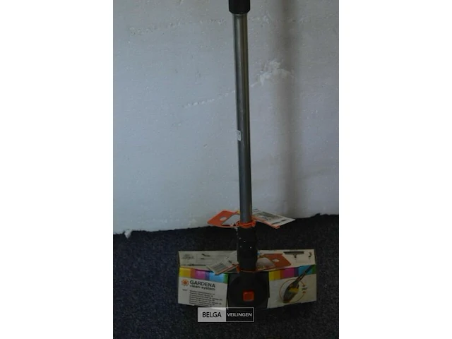 Gardena clean systeem vierkante borstel - afbeelding 3 van  4