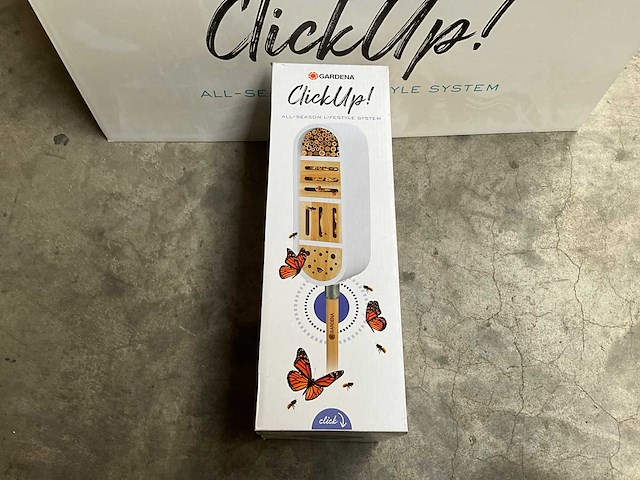 Gardena clickup insectenhotel met steel in display - afbeelding 6 van  7
