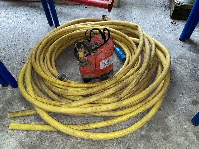 Gardena waterpomp - afbeelding 1 van  3