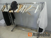 Garderobe hengel op wielen - afbeelding 1 van  4