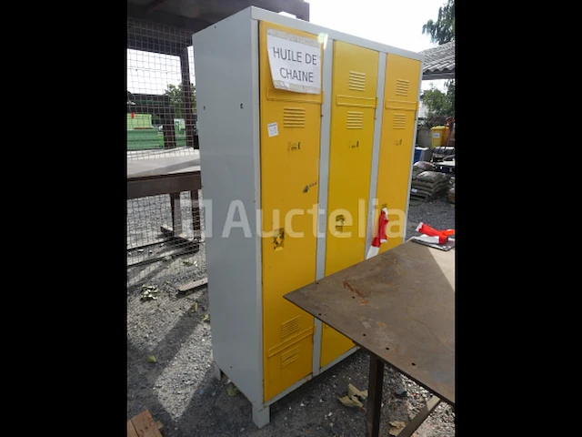 Garderobe met 3 deuren - afbeelding 3 van  6