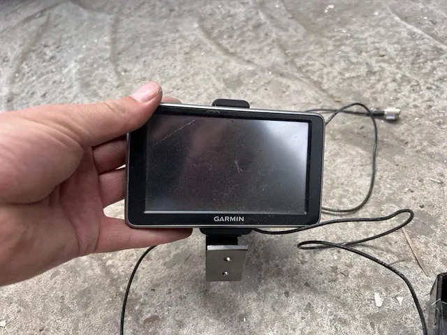 Garmin gps + telefoonbeugel en plateau - afbeelding 4 van  5