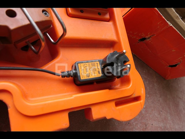 Gas spijkermachine + balance nails paslode im90i - afbeelding 7 van  8