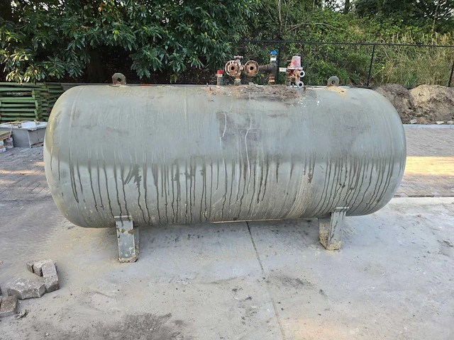 Gas tank - afbeelding 1 van  2