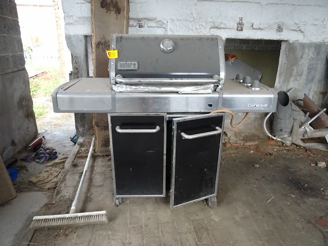 Gasbarbeque weber - afbeelding 1 van  5