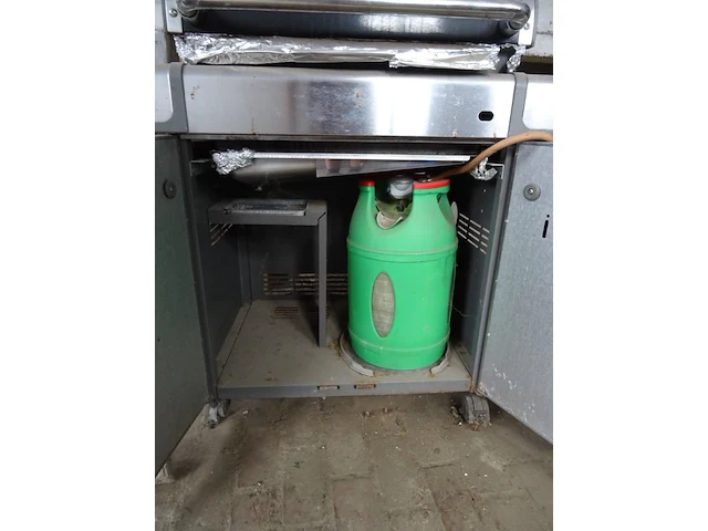 Gasbarbeque weber - afbeelding 4 van  5